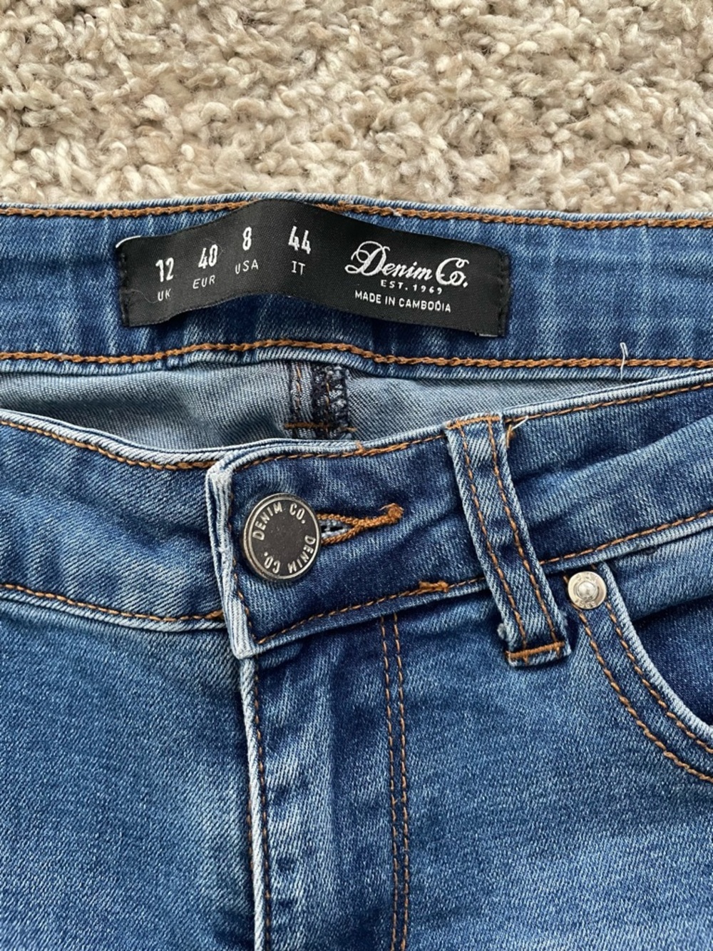 Denim&Co Women's Skinny Jeans in Blue Wash - Picture 4 of 7